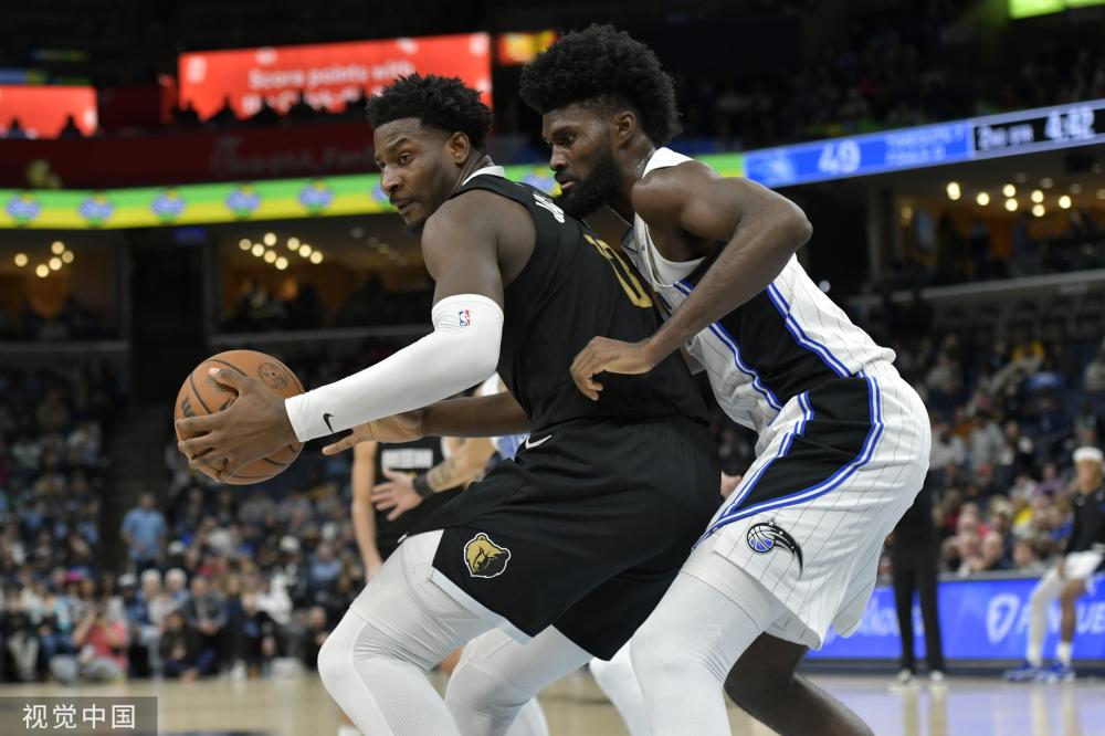 作为一项由 作为一项由