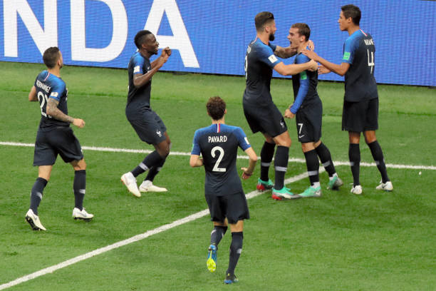 在体育与社 在体育与社